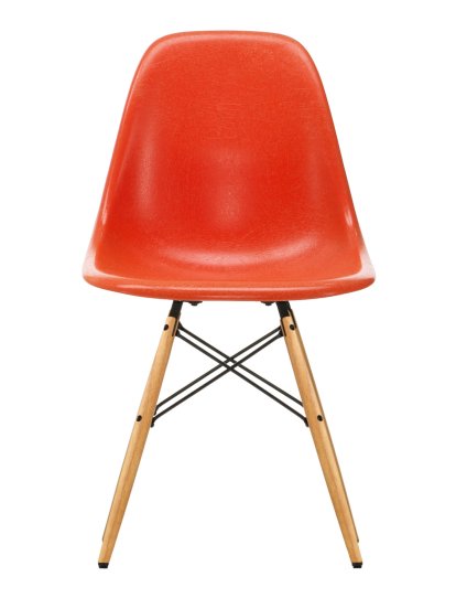 Eames Fiberglass Chair DSW, Eames red orange, Esche honigfarben