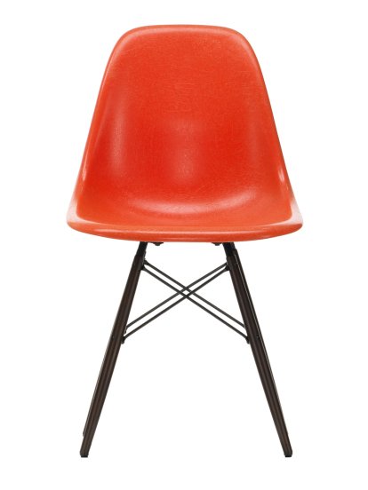 Eames Fiberglass Chair DSW, Eames red orange, Ahorn schwarz